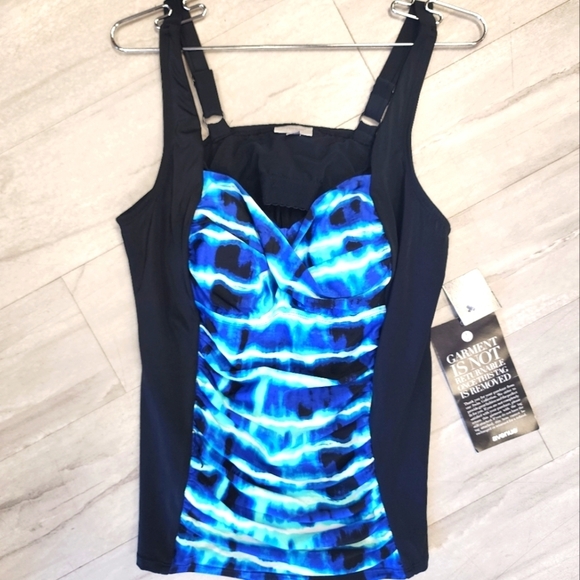 AVENUE bathing suit top NWT SZ 16 PERFECT COVERAGE - Picture 1 of 4